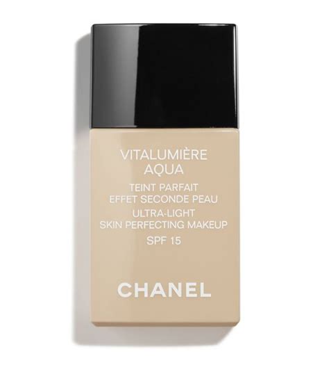 chanel vitalumiere aqua ultra-light skin perfecting makeup foundation spf 15|chanel vitalumière aqua foundation.